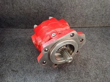 MUNCIE POWER PRODUCTS  W13-02BJ0-GTGT-A14 Hydraulic Motor, No Box*