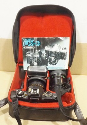 Vintage Yashica FX-D Kamera mit Objektiven ML  1:1.7 50mm + 75-205mm 1:3.8 etc.