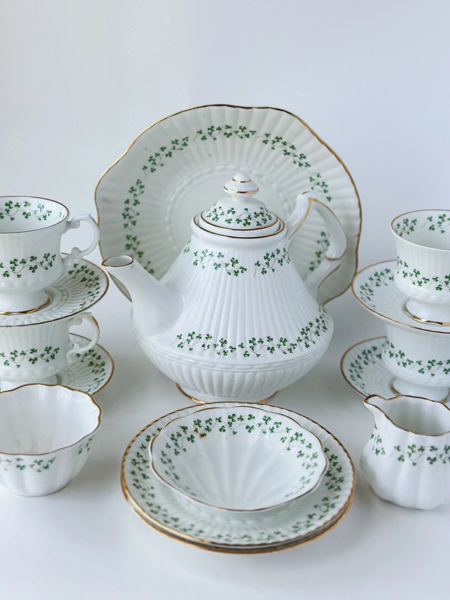 Royal tara top tea set