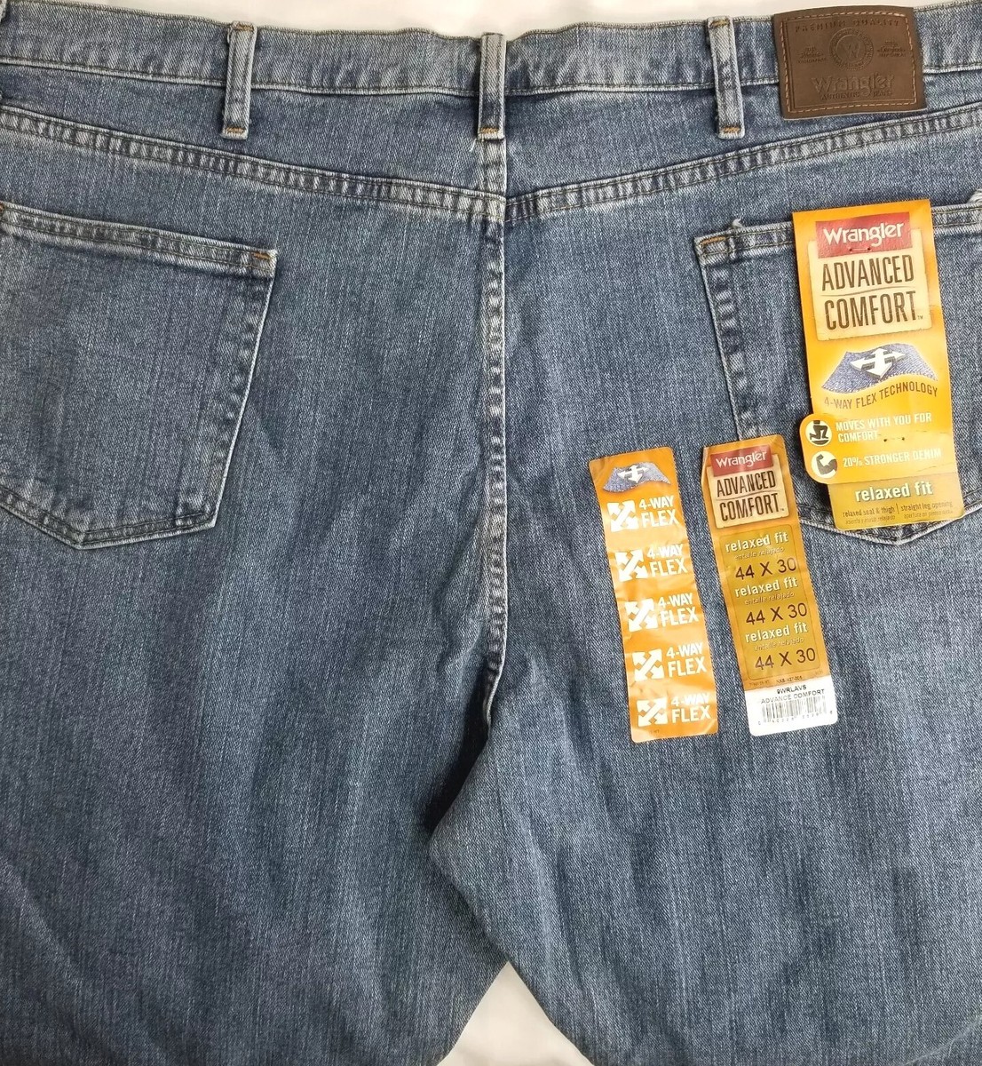 WRANGLER ADVANCED COMFORT RELAXED FIT MEDIUM WASH BLUE JEANS MENS