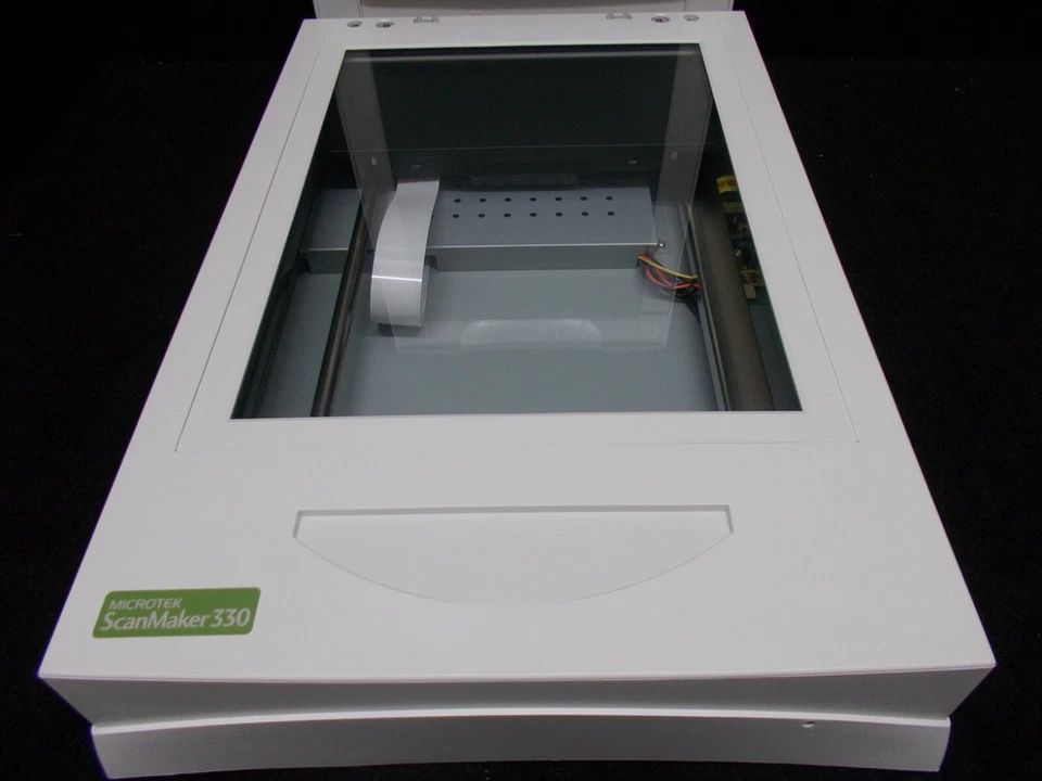 Microtek ScanMaker 330, Flachbettscanner, 300 x 600 dpi, #V- 252 - Bild 3 von 4
