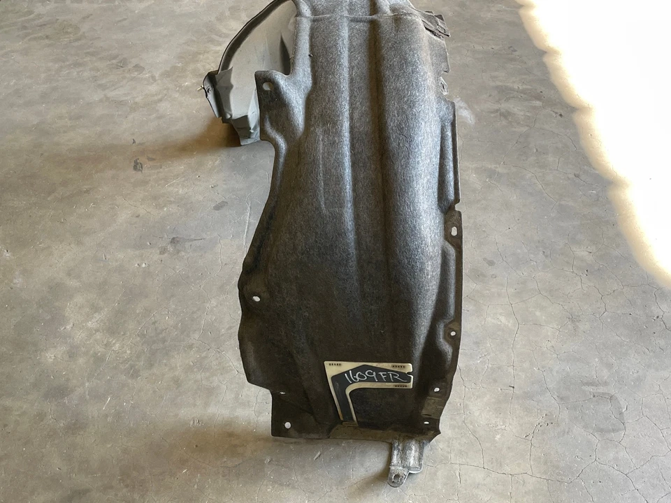 Lexus RC350 2015-2018 guardabarros delantero derecho guardabarros revestimiento protector contra salpicaduras 1609 OEM Foto 3 de 4