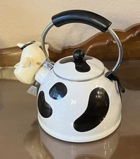 1992 M. Kamenstein Whistling 2 Quart Black and White Cow Tea Kettle with Bell