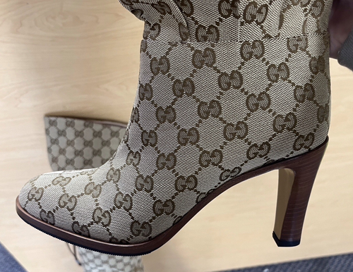 Authentic Gucci Knee High Boots Women's 523513 KY9V0 9770 Beige-Ebony Canvas - Picture 6 of 12