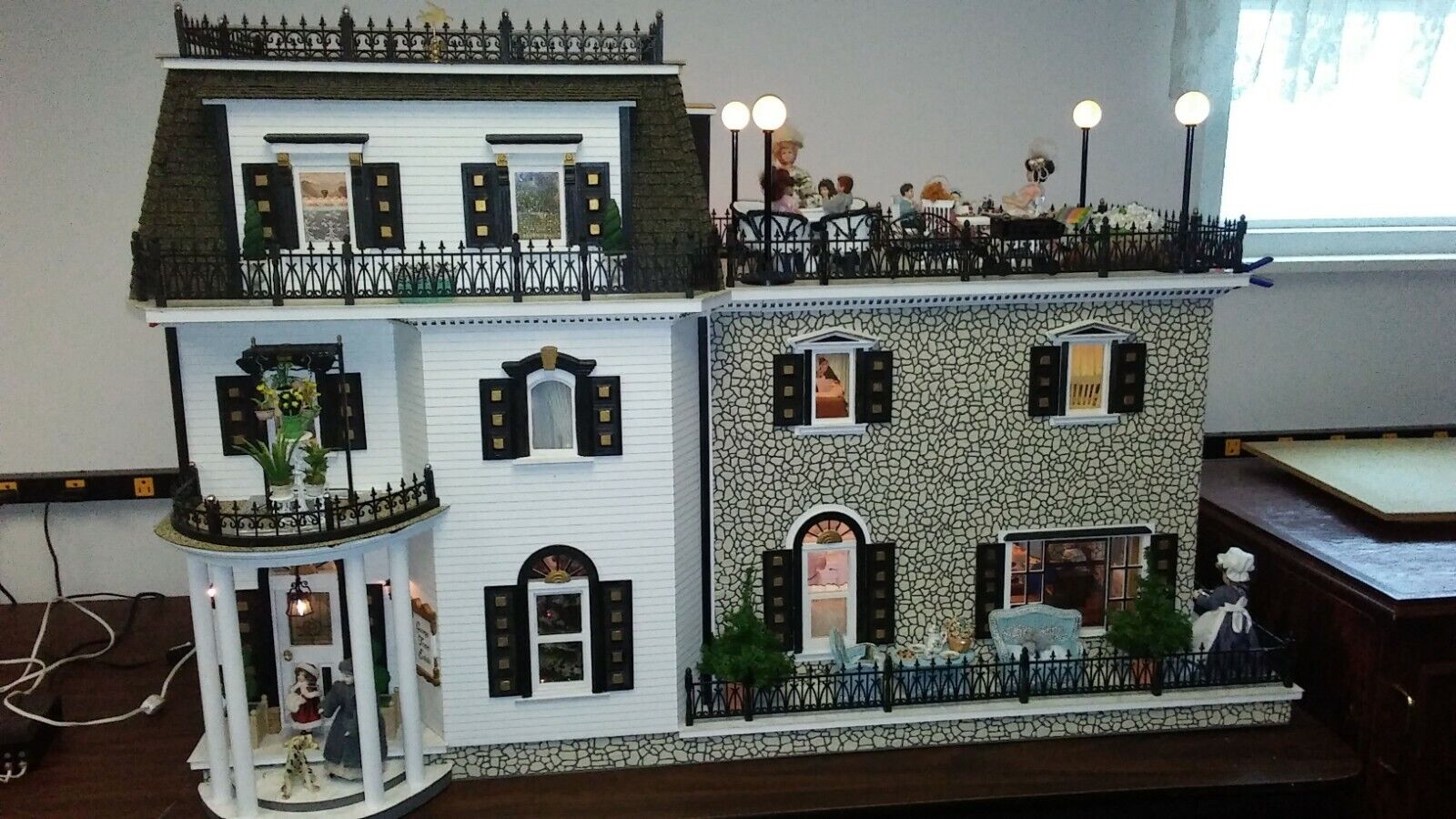 Reduced Fabulous Doll House Furnished & Finished Dollhouse by Barbara  Hairfield