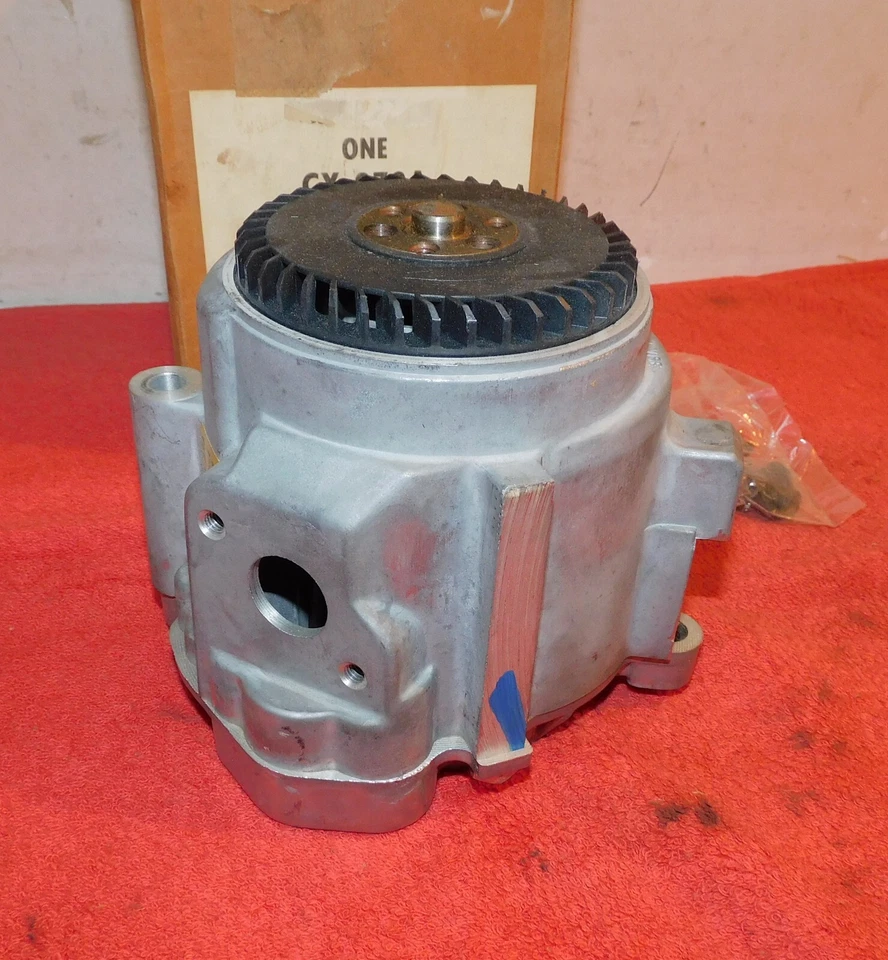 Ford Mustang Capri LTD II 1978 Fairmont 1979 nuevo como nuevo 302 termactor bomba de aire smog Foto 3 de 4