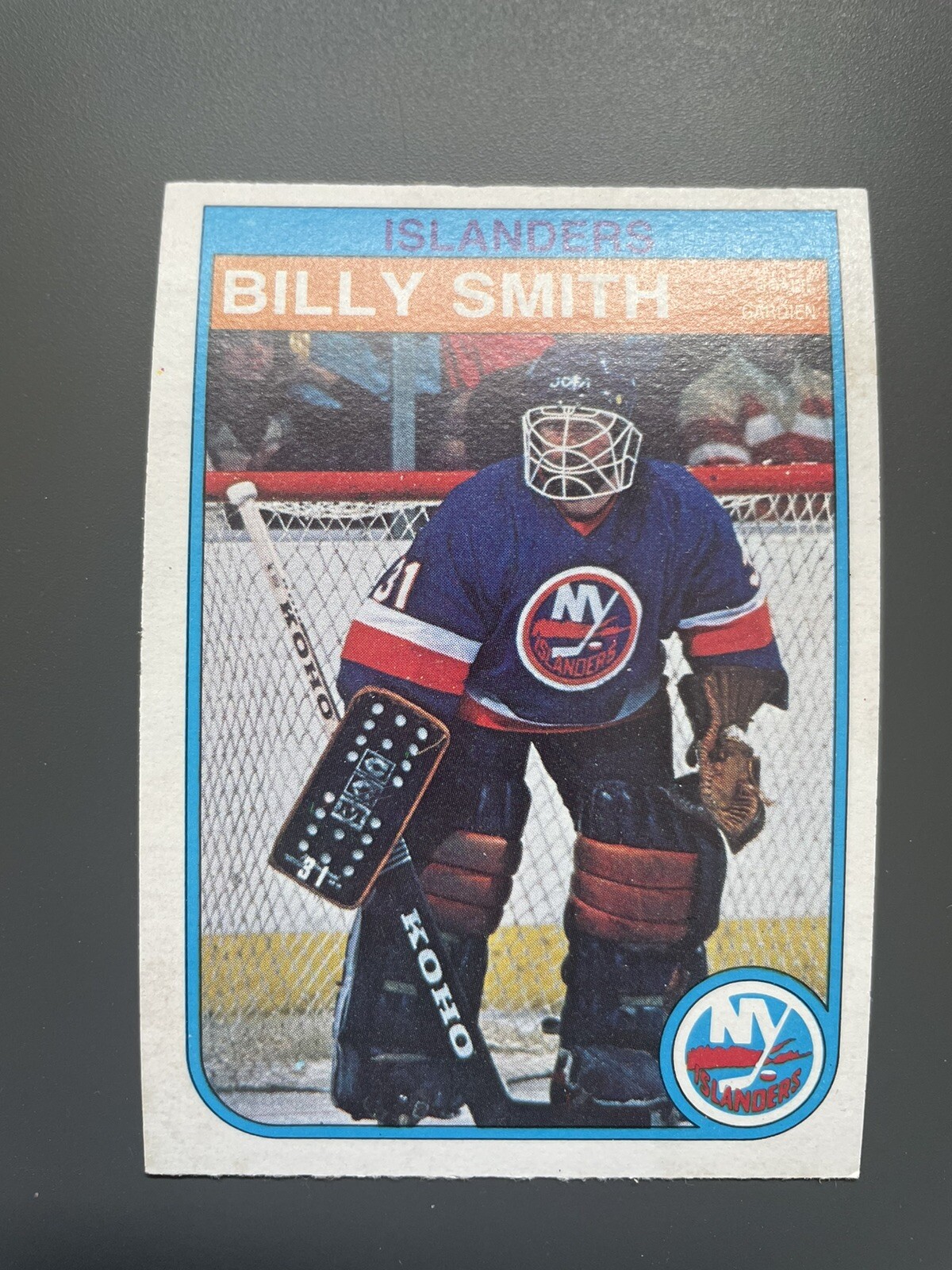 1982-83 O-Pee-Chee Billy Smith #211 HOF