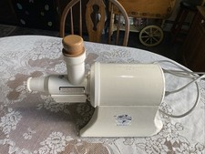 Champion Juicer G5-NG-853S The World’s Finest Model Heavy Duty Works Great