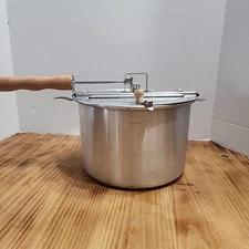 Retro  Whirley - Pop, Popcorn Popper Aluminum Pot, Kettle