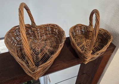 Set Of 2 Vintage Woven Heart-Shaped Baskets Handles Cottage Core Farmhouse
