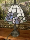 Vintage Tiffany Style Stained Glass Table Lamp 12” Purple Flower Soft Pink Green