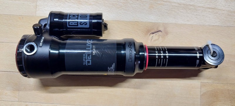 Rockshox Super Deluxe Select 205x60mm Trunnion Mount Shock. 8x30 Bearing End