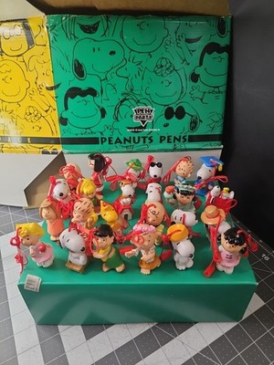 Peanuts Vintage Pens Hawaii Store Display  w Toppers & Lanyard New Sunkisses 24 