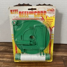 Vintage Green Hi-Flier Reel and Cord. 300 foot String Line Drum, No. 5030. NOS