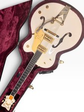 Gretsch White Falcon Synchromatic Electric Guitar with Hard Case