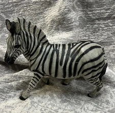 Rare 1997 ERTL WILDS OF AFRICA SERIES Safari Wildlife Animal Figures ZEBRA