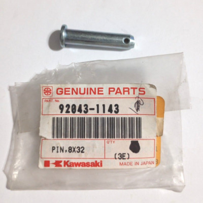 Kawasaki KLX110, KX60, KX80, KDX80 Pin 8X32 NOS 92043-1143 (L-4845