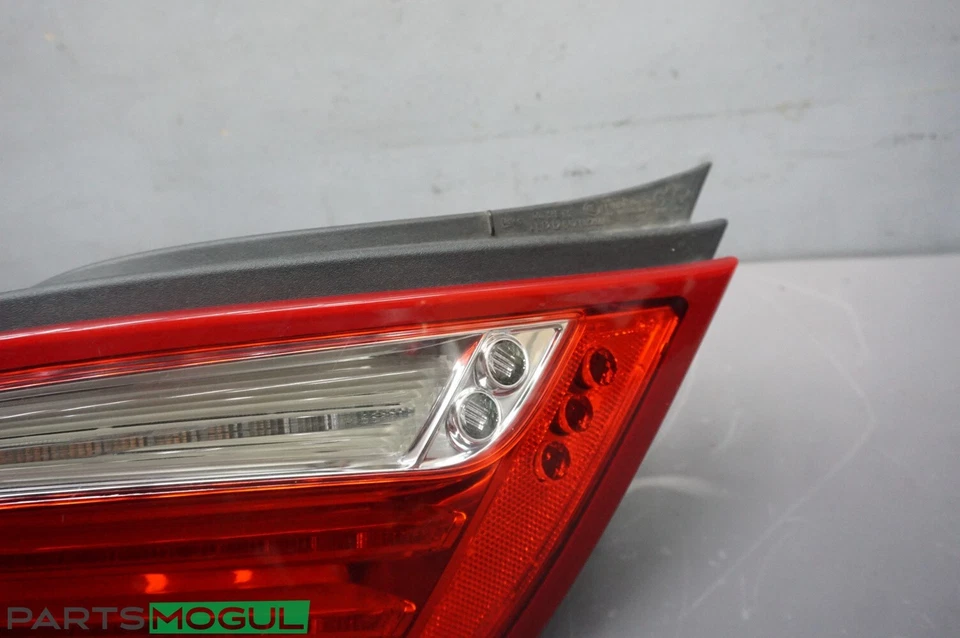 2013-2015 JAGUAR XJ ЗАДНИЙ ЛЕВЫЙ ВОДИТЕЛЬ СТОРОНЕ ЗАДНИЙ ФОНАРЬ В СБОРЕ OEM - Изображение 2 из 4