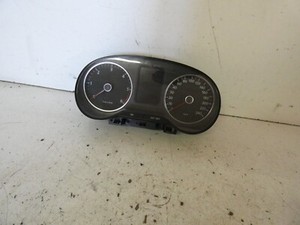 Kombiinstrument VW Polo 6R BJ 2010 Tacho 315 tkm Diesel Schalter 6R0920861F