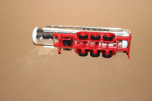 Herpa 1:87 LKW 3 Achs Tank Auflieger IVECO OVP - Bild 5 von 5