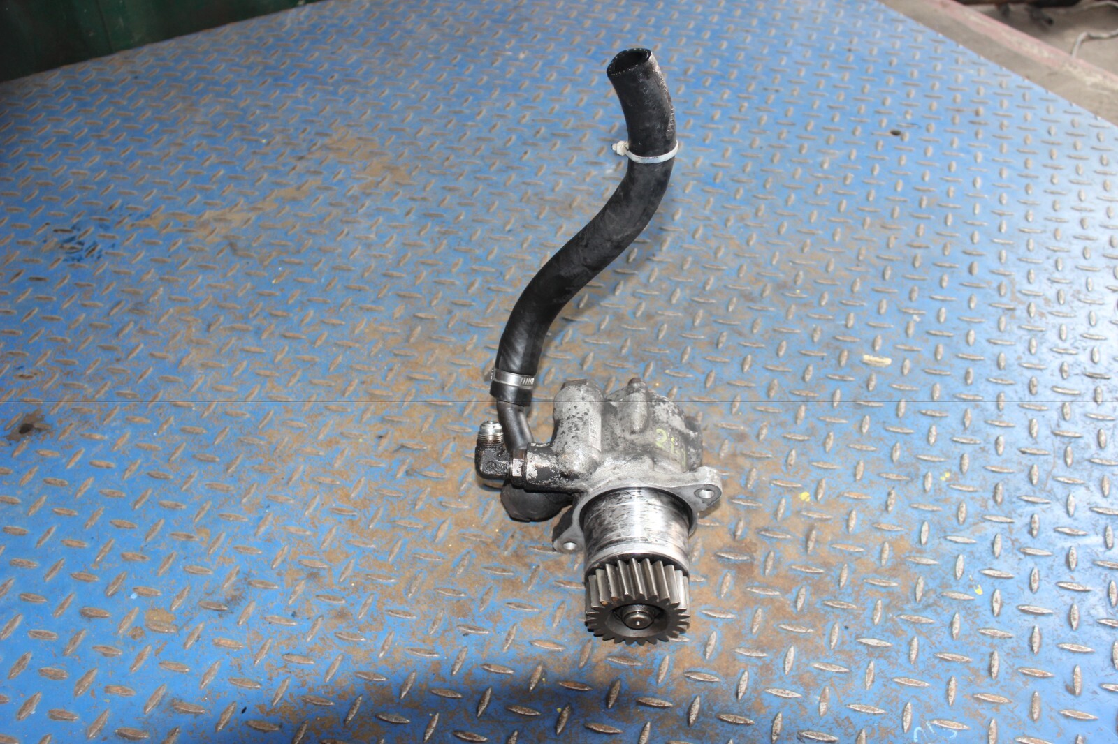 2006 VOLVO VNL POWER STEERING PUMP eBay