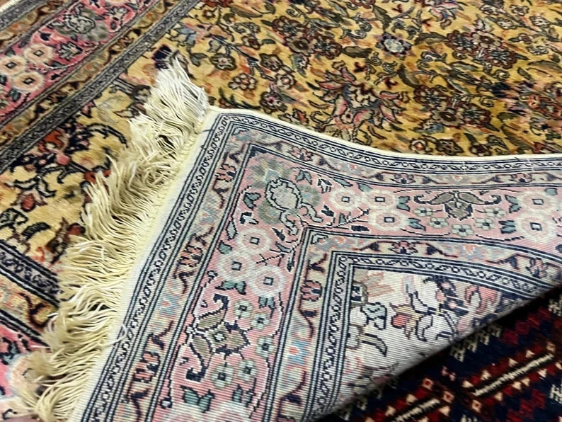 ARTÍCULO DE COLECCIONISTA Impresionante Alfombra Floral Turca Hereke Seda Natural De Colección Foto 2 de 4