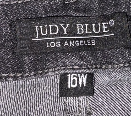 Judy Blue Black Raw Hem Jeans, Size 16W, EUC - 第 4/6 張圖片