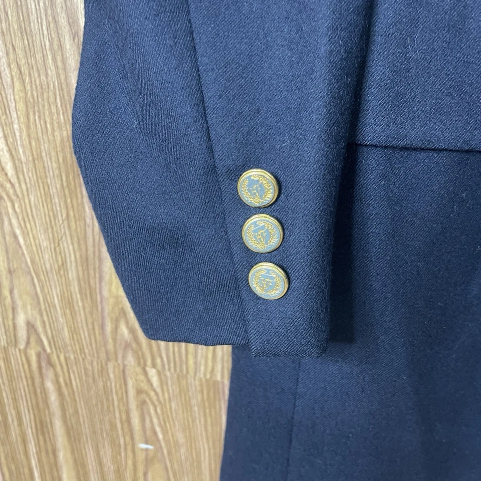 H Freeman and Son USA Made Blazer Jacket Mens 40R Blue Wool Brass Metal Buttons - Image 4 of 4