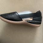 womens Black  slip on shoes Size 6 — photo 2