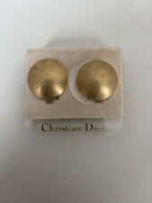 Orecchini vintage Christian Dior rotondi con clip in oro spazzolato