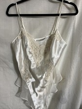 90s Victoria s Secret Ivory Satin Lace Teddy Bridal Bodysuit Sequin Size S BL3