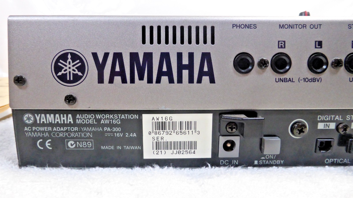 YAMAHA AW16G / CD−RW Yamaha AW16G Professional Audio Workstation – NTC Tech