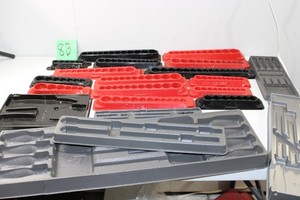 SNAP ON METRIC MAGNETIC AND PLASTIC ORGANIZER LOT