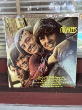 Vintage Monkees 1st Lp Signed By Davy Micky And Peter In 1986
