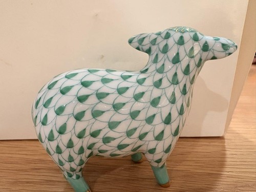 Herend Sheep Figurine 2003 Green Porcelain Height 6.5cm Animal No Box Used - Picture 3 of 5