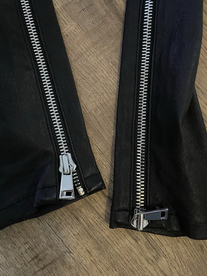 Legging Vince de cuero negro de cordero talla S Foto 3 de 4