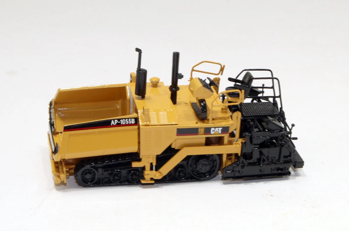 Miniature CCM 1/87 – Boîte CATERPILLAR 797 Avec COA – Modèle De Collection