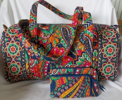 Vera Bradley VENETIAN PAISLEY 19'' duffle with zip wallet MINT