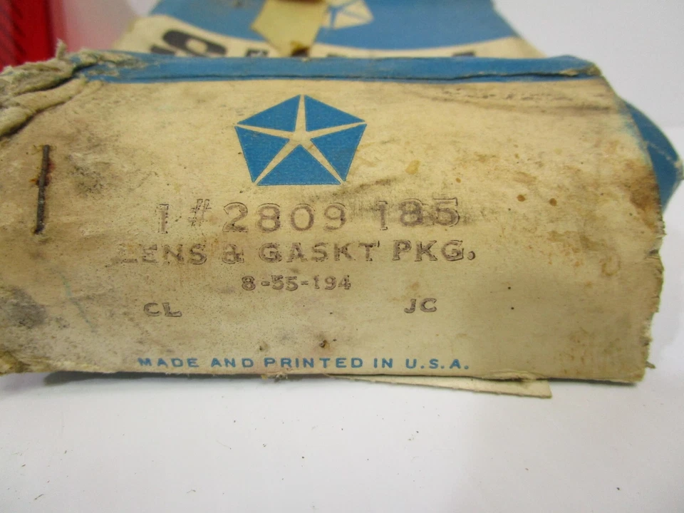 NOS 1968 DODGE POLARA MONACO WAGON DRIVERS SIDE TAIL LAMP LENS #2809185 - Image 2 of 4