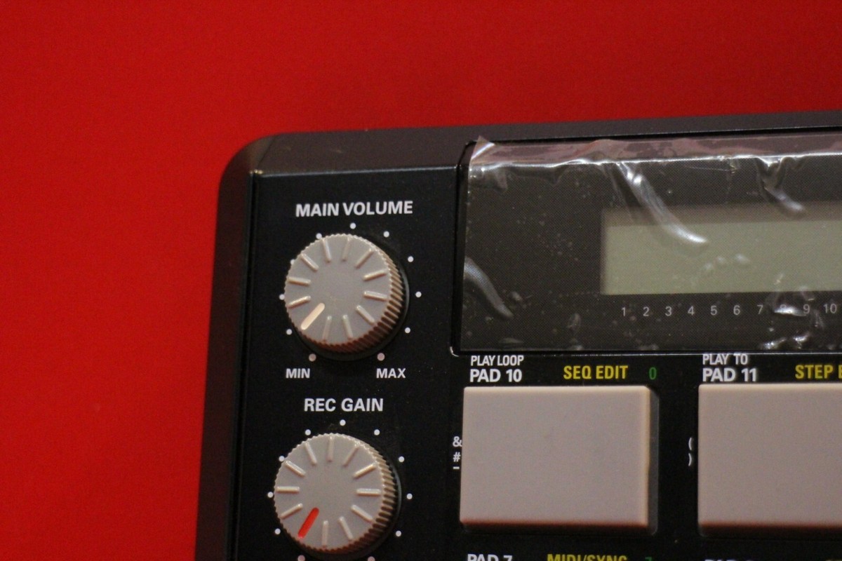 『最終値下げ』【美品中古】AKAI MPC500 美品中古 AKAI MPC500 - レギュラークラフトレコード