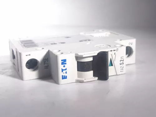 EATON MOELLER FAZ-S2/1 CIRCUIT BREAKER DIN MOUNT 1P 2A 277VAC 278607 - 15 AVAIL