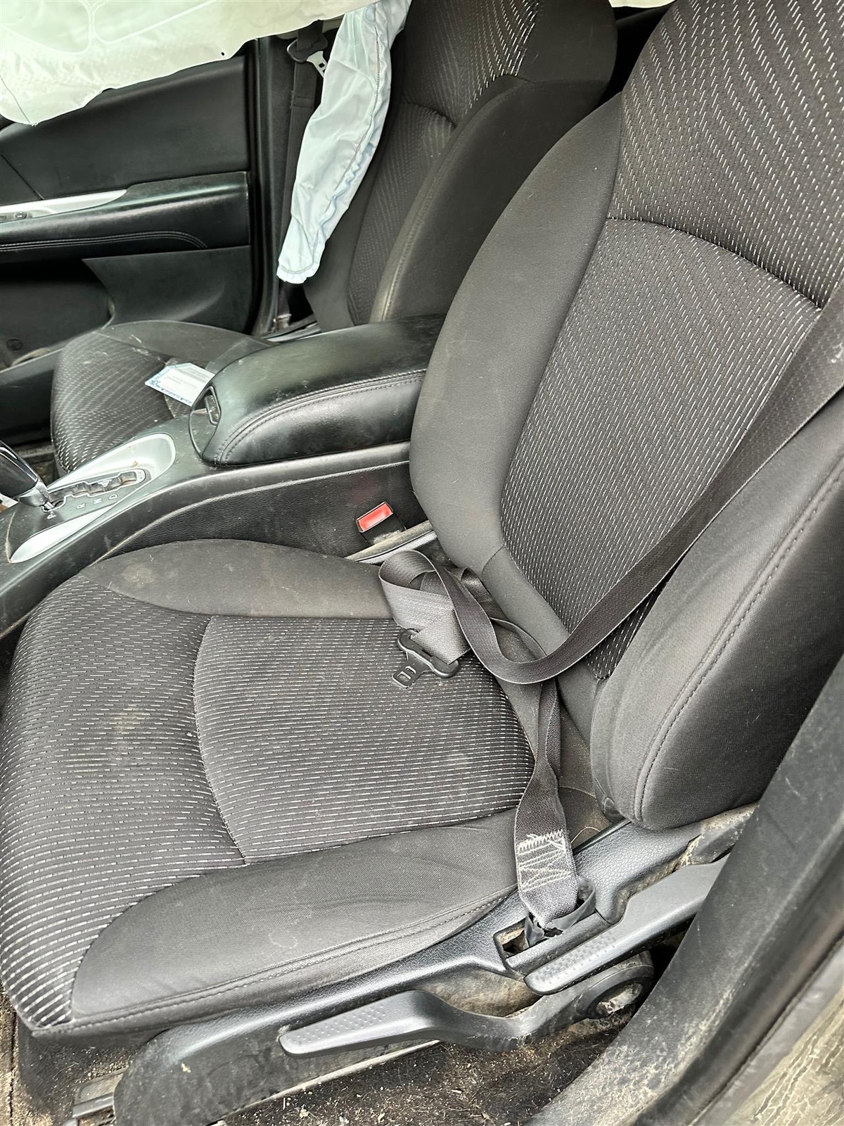 Used Rear Right Door Glass Rear fits: 2016 Dodge Journey privacy tint Rear Right