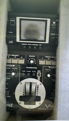 Roland V-4EX 4-Channel Video Mixer Tested, working well, in good condition.