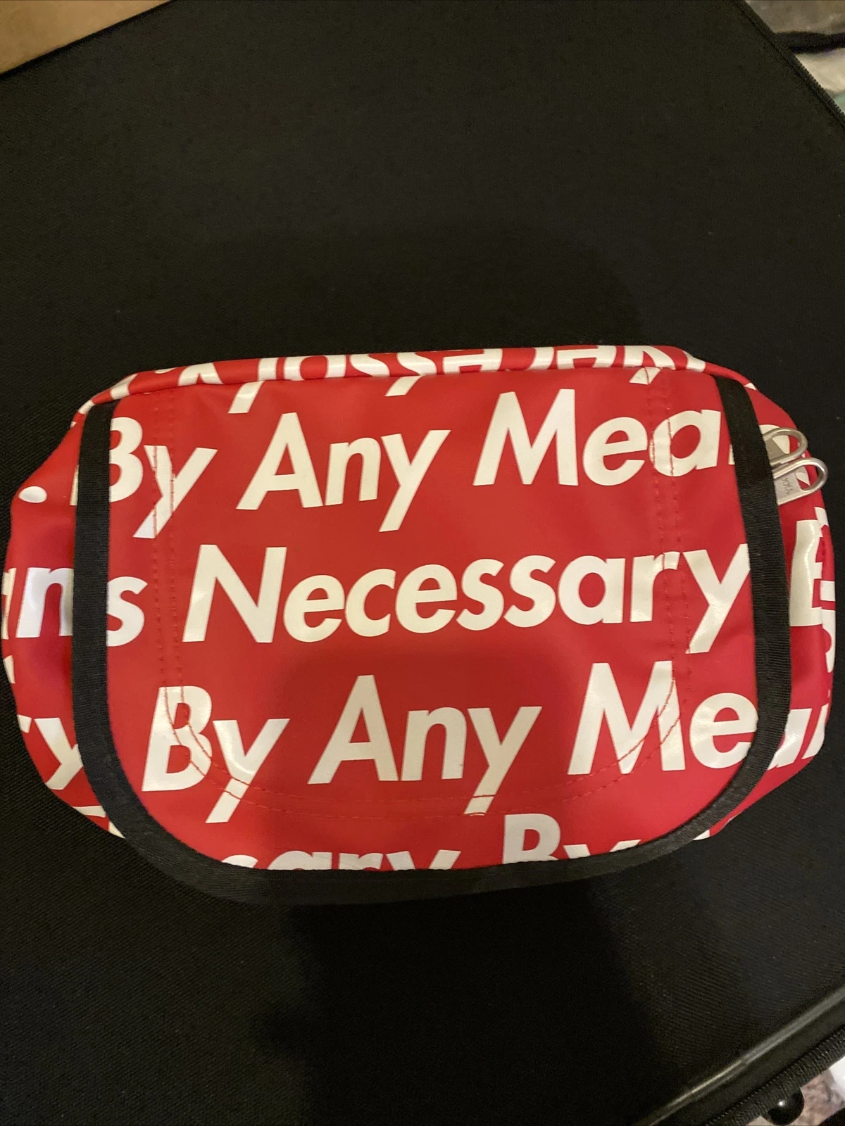 Sac utilitaire de voyage Supreme By Any Means nécessaire