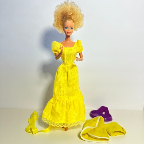 BAMBOLA VINTAGE MATTEL 1981 BARBIE "MAGIC CURL" EPOCA SUPERSTAR #3856 - Foto 1 di 12