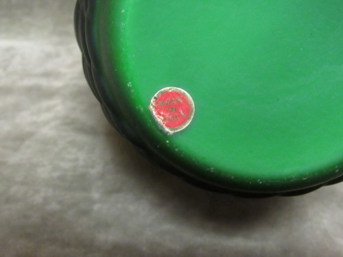 Vaso in corda anni 60 con custodia verde bianco satinato Empoli arte vetro Italia con fiore in stencil - Foto 8 di 8