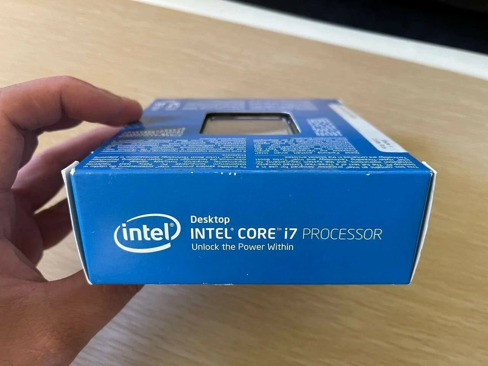 Intel i7-4820K FCLGA2011 3.70 GHz 64 bit Processor 10MB Cache Brand New - Image 4 of 4