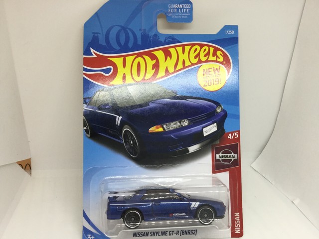 hot wheels r32