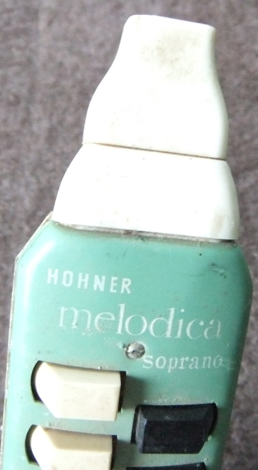 Vintage 1970s Hohner Melodica Soprano in Green Used, grubby, 2 faulty notes eBay