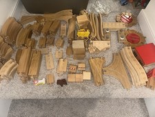 Thomas and Friends Railway Wooden Tracks Lot Straight Curved Bundle 150 pieces